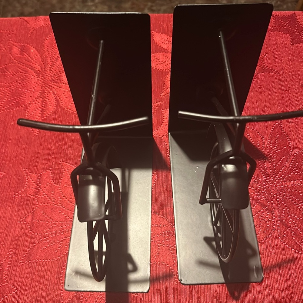 Bookends